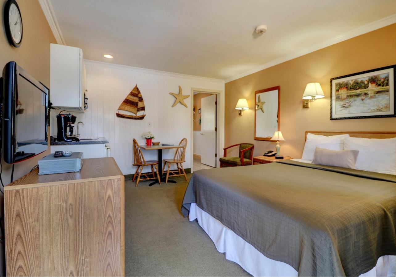 Sea Mist Resort Motel Уелс Екстериор снимка